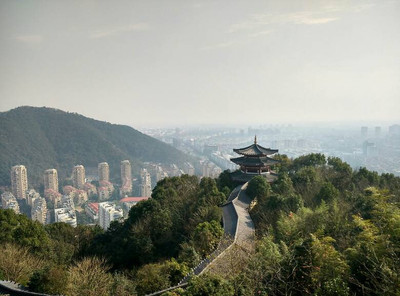 登椒江白云山，覽臺州山海城交融之美